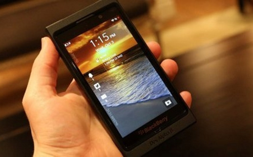 Sẽ có 6 smartphone Blackberry 10 trong năm 2013