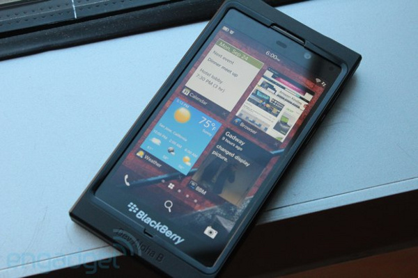 Lộ diện cấu hình chính thức của BlackBerry Z10