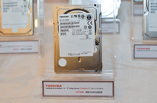 Toshiba ra mắt ổ cứng lai và HDD dung lượng 4TB ở Việt Nam
