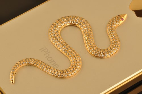 iPhone 5 mạ vàng phiên bản rắn đón Tết