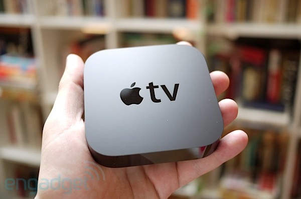 Apple TV thế hệ mới rất nhỏ gọn. 