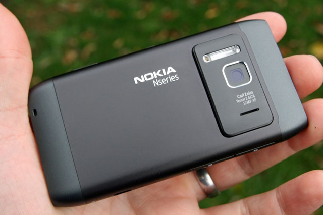 Nokia 803 sở hữu camera có số 'chấm' cao nhất