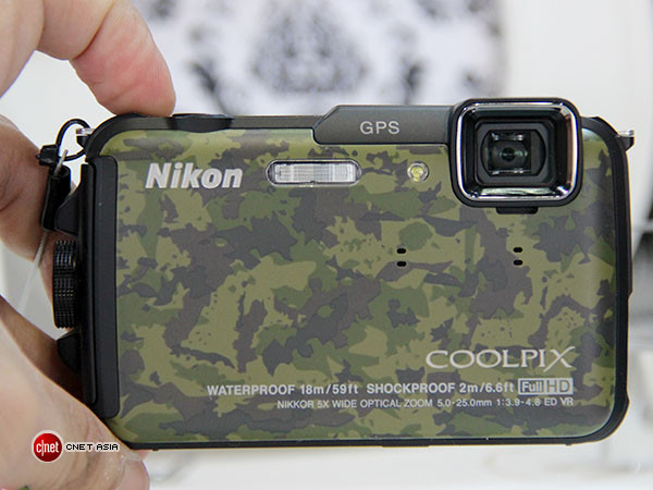 Trên tay Nikon Coolpix AW110