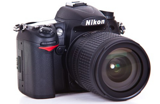 Nikon ra mắt D7100 tuần này