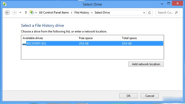 Windows RT: Thủ thuật tạo USB Recovery, thiết lập sao lưu dữ liệu