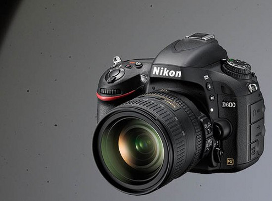 Nikon thừa nhận lỗi bụi trên cảm biến D600
