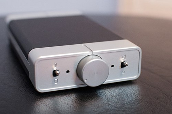 iQube V3 - Ampli đẳng cấp cho headphone xứng tầm