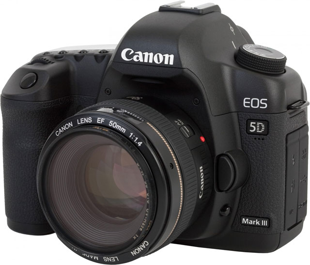 Canon ra 5D Mark III giá 3.500 USD