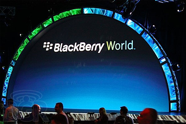 BlackBerry World đạt mốc 100.000 ứng dụng