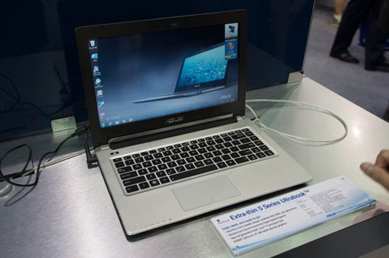 Laptop dùng ổ SSD chưa bán chạy