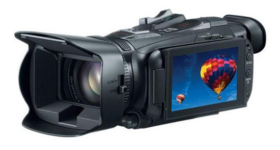 Canon giới thiệu máy quay cao cấp có Wi-Fi và zoom 20x