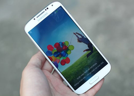 Ảnh "mở hộp" Galaxy S4 chính hãng tại Việt Nam