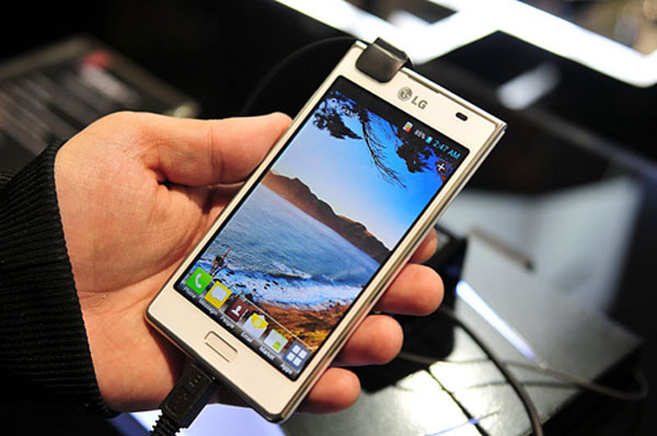 8 smartphone chuẩn bị bán tại VN