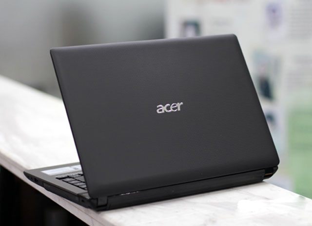Acer-Aspire-1.jpg