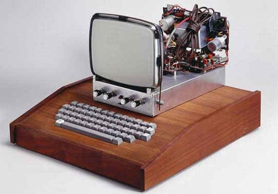 Máy tính đầu tiên của Apple có giá 400.000 USD