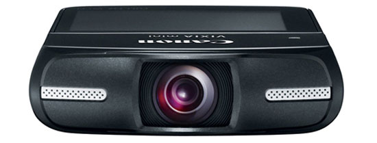 Máy quay phim nhỏ gọn dùng ống kính mắt cá của Canon