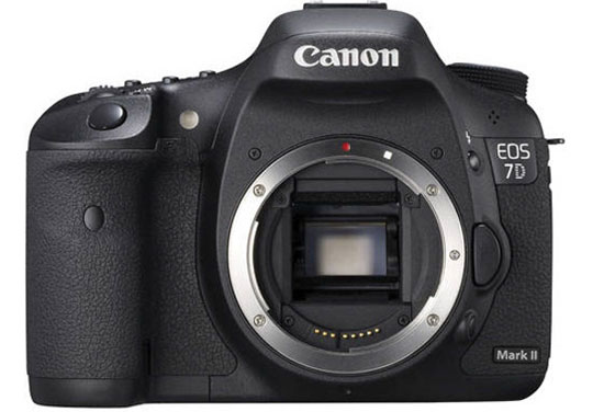 Canon thử nghiệm 7D Mark II cảm biến 20 và 24 megapixel
