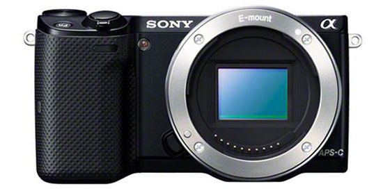 Ảnh NEX-5T và 3 ống kính E-mount của Sony xuất hiện 