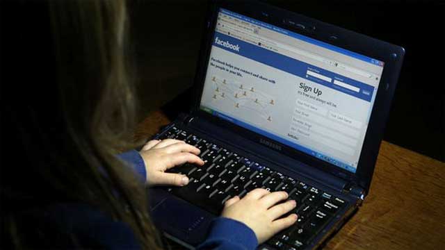 Luật “nút xóa sạch” bảo vệ trẻ trên Internet