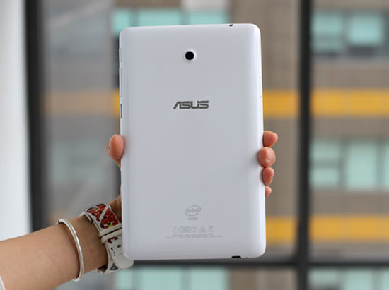 "Đập hộp" Asus FonePad 7 thế hệ 2 sắp bán tại Việt Nam