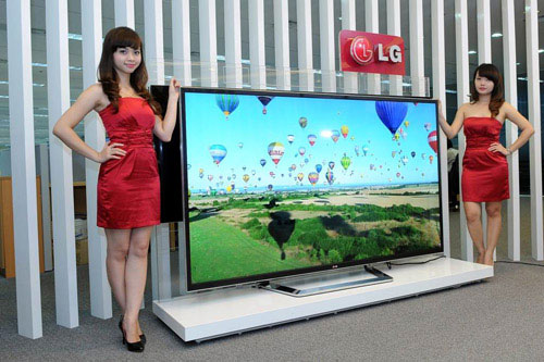 LG ra mắt TV 3D lớn nhất thế giới tại Việt Nam