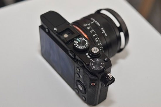 Sony ra mắt máy ảnh Full-Frame đầu tiên tại Việt Nam