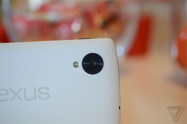 Google chính thức ra mắt Nexus 5 với Android 4.4 Kitkat