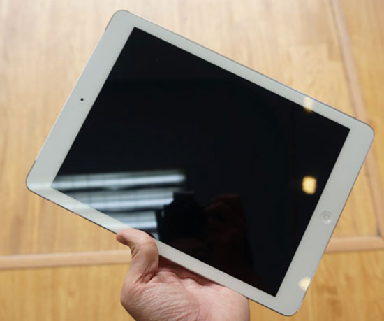 iPad Air có đủ phiên bản Wi-Fi và 4G tại Việt Nam