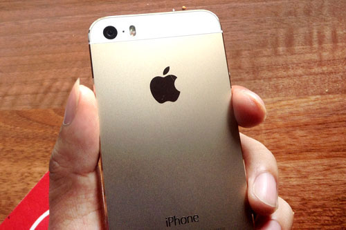 iPhone 5S xách tay màu vàng sụt giá mạnh