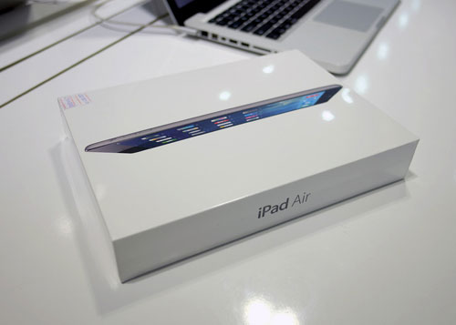 Mở hộp iPad Air chính hãng tại Việt Nam
