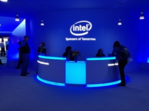 Intel ra mắt nền tảng smartphone mới ở MWC 2013